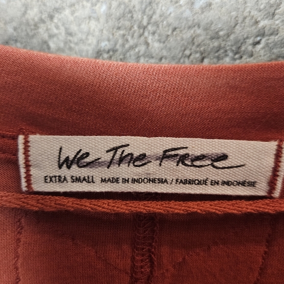We The Free long-sleeved tee - Picture 5 of 9